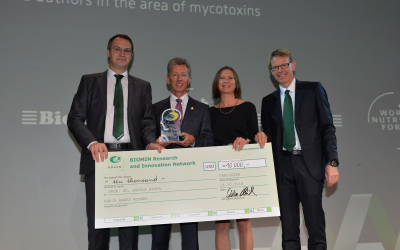 Krska awarded at World Nutrition Forum. Photo: Biomin