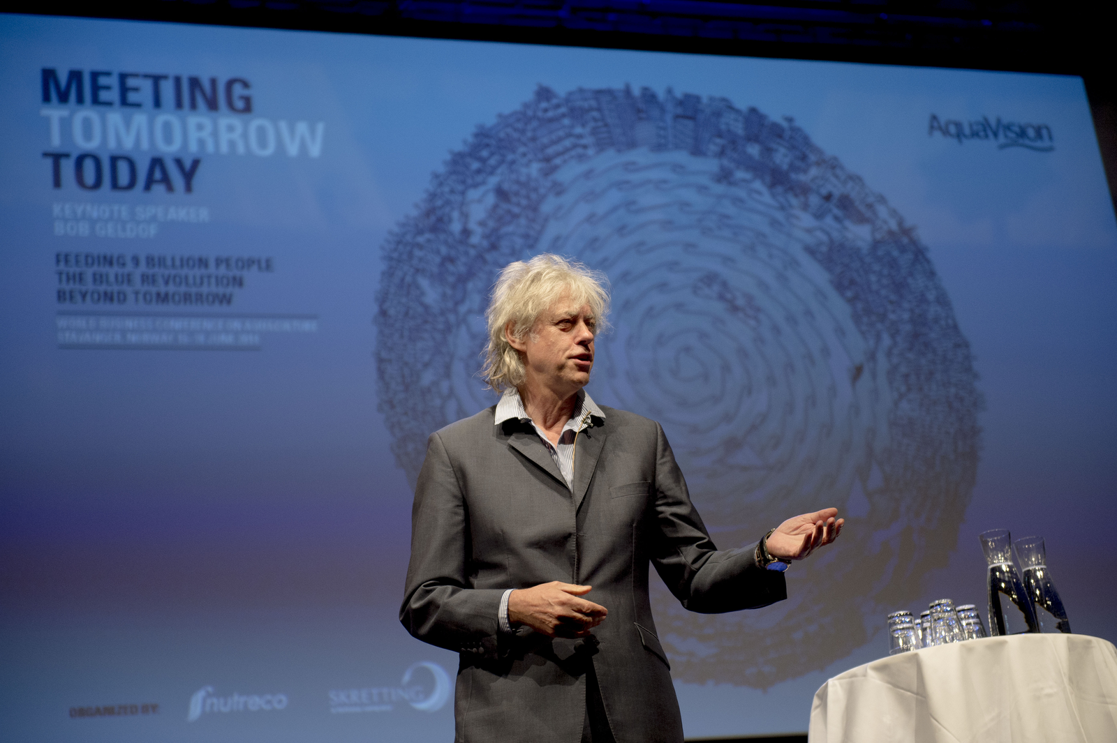 Aquavision: Bob Geldof calls for action