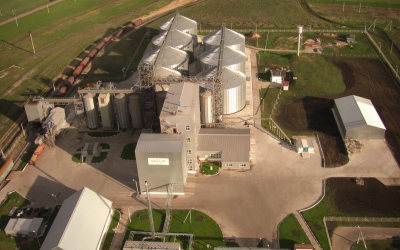 The company's first feed mill, located in the Ivnyanskom region, was launched in 2007, the fourth - in the Bryansk region - was put into operation in 2014. [Photo: Miratorg]