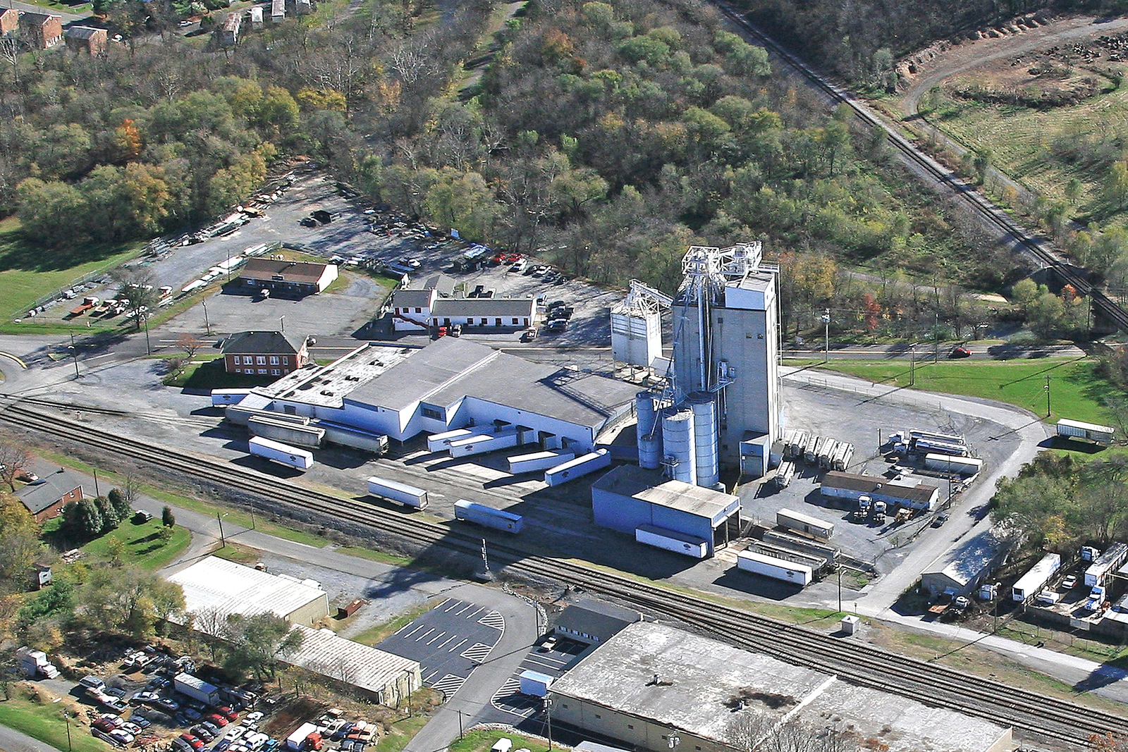 Roanoke feed plant of Southern States Cooperative.