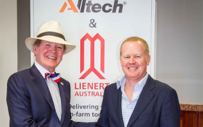 Alltech founder and president Dr Pearse Lyons shakes hands with Nick Lienert, managing director Lienert Australia after finalizing the agreement to purchase 100% of the shares in Lienert Australia.