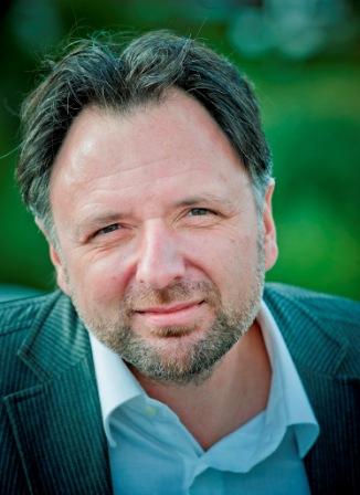 People: Dr P. Eckhard Witten joins Skretting ARC