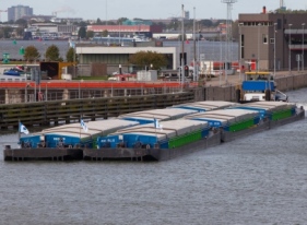 De Heus invests in fleet of barges