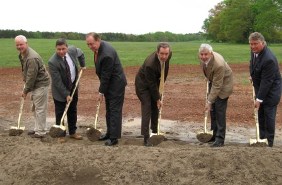 Auburn breaks ground on animal nutrition facility