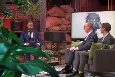 Justin Sherrard, Rabobank (middle) and Joost Matthijssen (right) sharing their ideas on the future of protein at Agri Vision 2021. On the left is host Jim Stolze. Screenshot: Vincent ter Beek