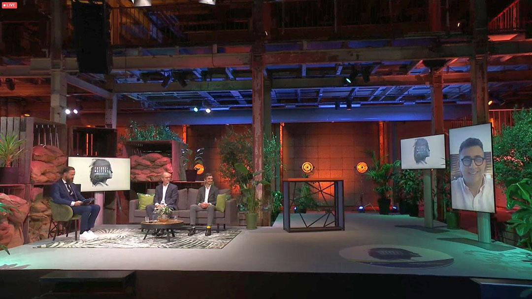 Overview of the Agri Vision studio in Utrecht, the Netherlands, with on the right on the screen also speaker Marcel Sacco of Brasil Foods. Screenshot: Vincent ter Beek
