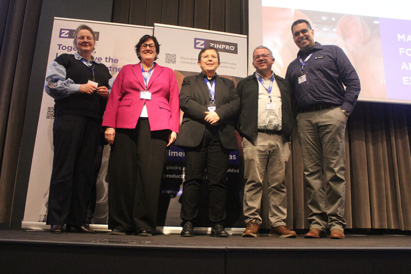 From left to right: Dr Marrina Schuttert, Dr Chantal Farmer, Dr Nathalie Quiniou, Dr Pep Font, and Ton Kramer. Photo: Vincent ter Beek