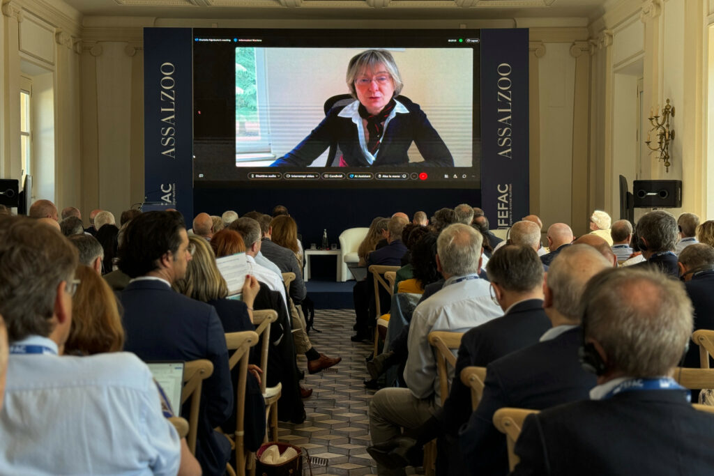 Brigitte Misonne, Head of Unit for Animal Products at DG AGRI, joins FEFAC’s 69th Public Annual Meeting virtually from Brussels. Misonne outlined 5 pillars of the EU’s livestock workstream and highlighted existing CAP eco-schemes and funding tools that link feed efficiency to emissions reduction.
